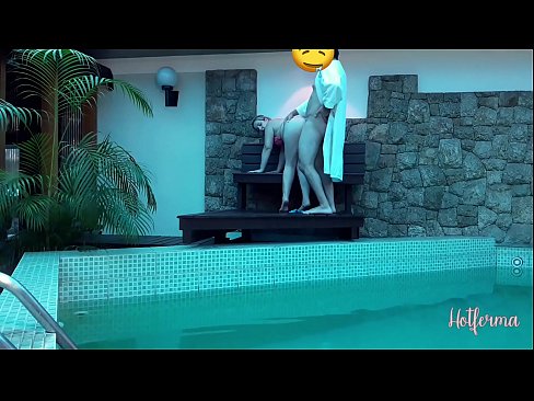 ❤️ Baas noeget faam nei it swimbad, mar koe net wjerstean in hot Seksfideo op fy.thebestfetishsites.ru ❤